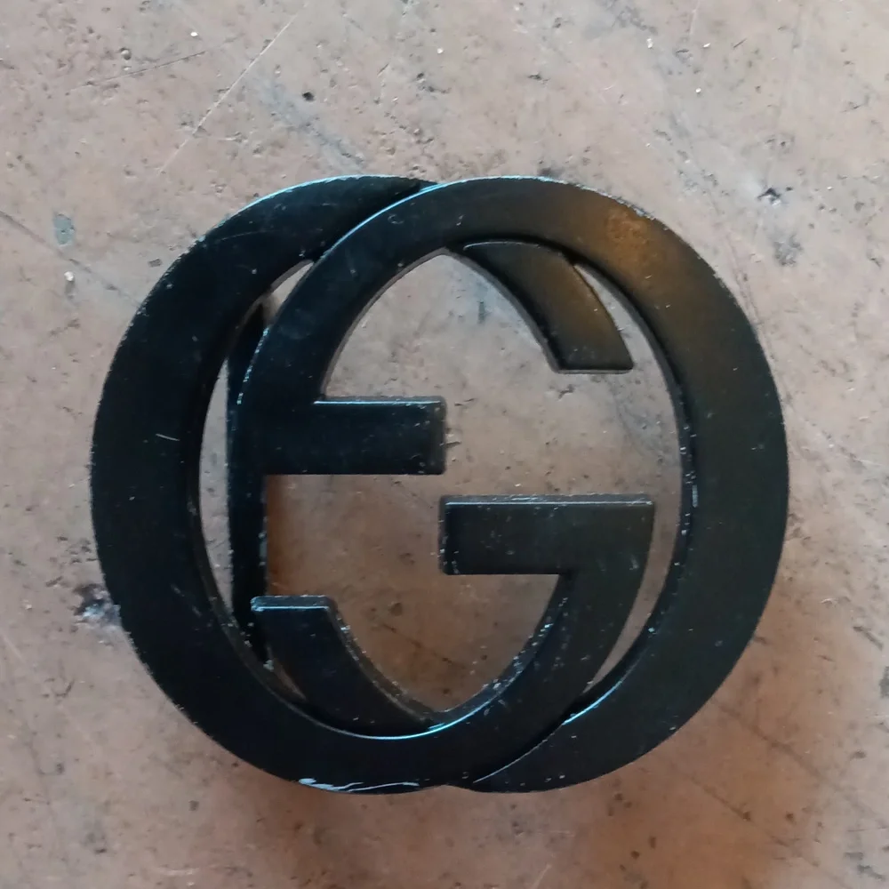 Gucci belt buckle